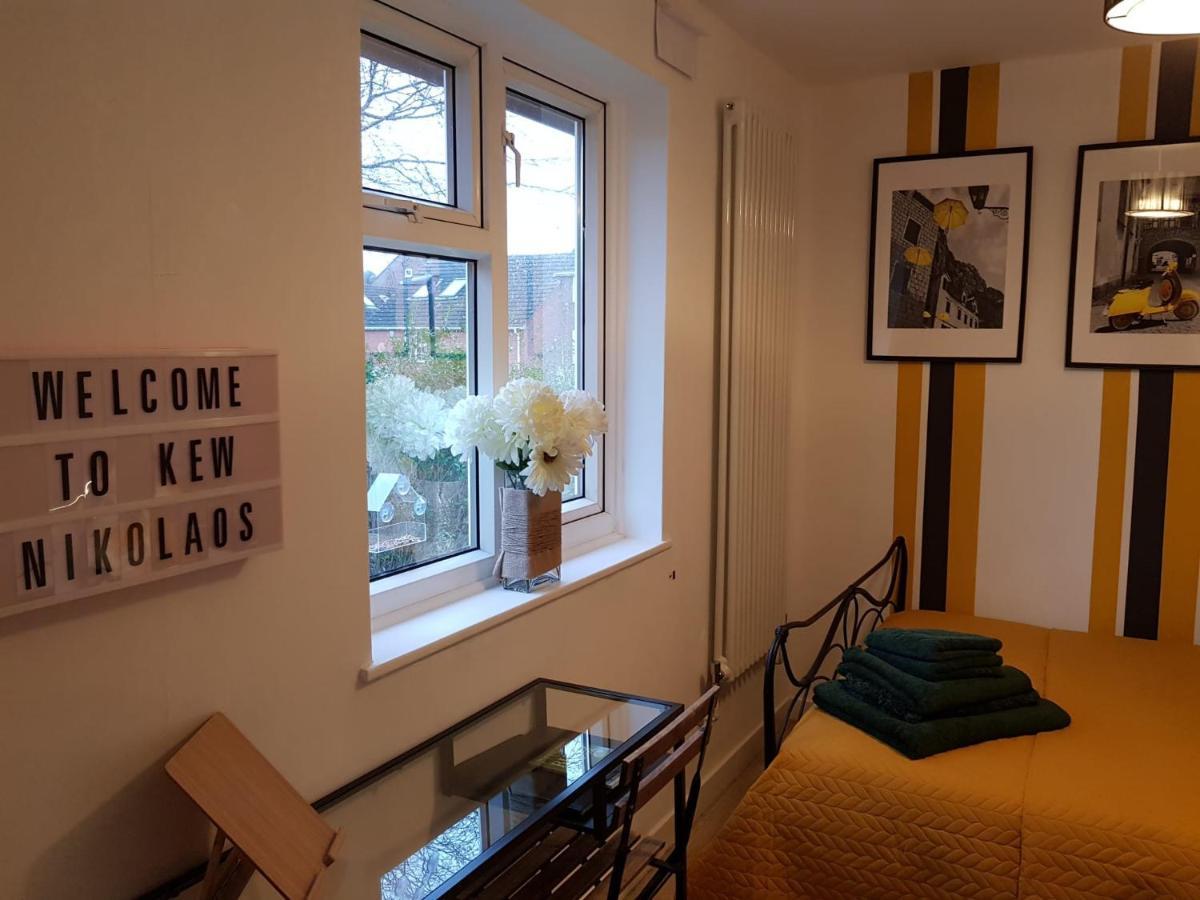 Kew Gardens - Private Double Room Richmond London - Homestay Exterior photo